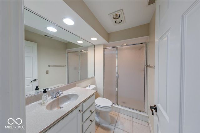 8690 Jaffa Court West Drive 23, Indianapolis, IN 46260