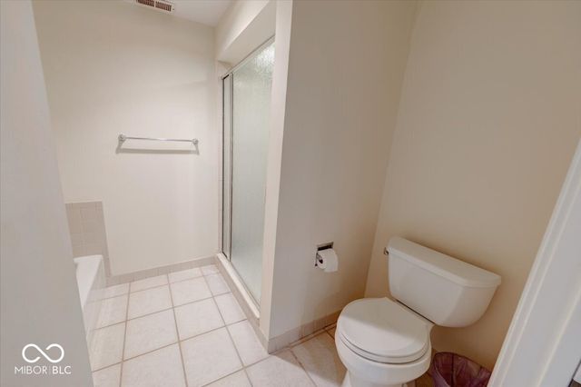 8690 Jaffa Court West Drive 23, Indianapolis, IN 46260