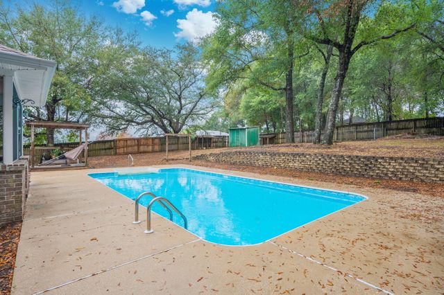 231 Seneca Trail, Crestview, FL 32536