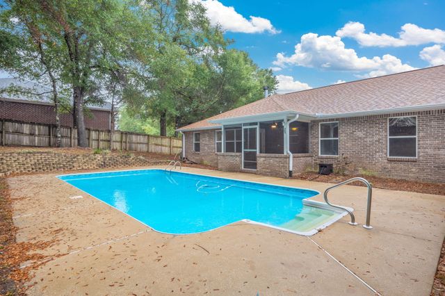 231 Seneca Trail, Crestview, FL 32536