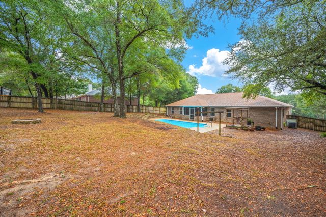 231 Seneca Trail, Crestview, FL 32536