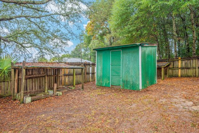 231 Seneca Trail, Crestview, FL 32536