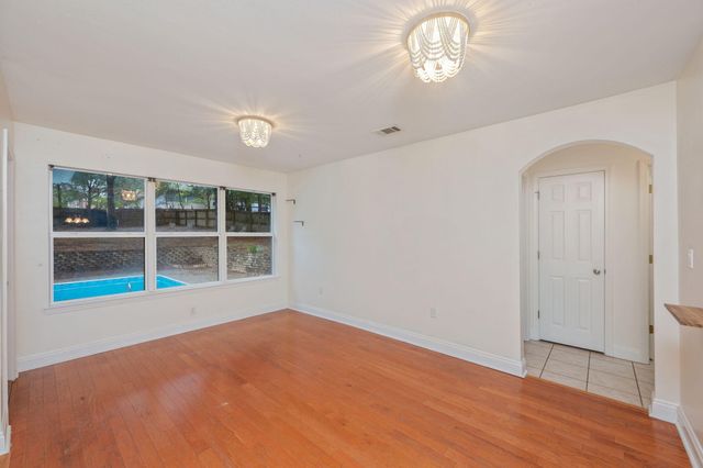 231 Seneca Trail, Crestview, FL 32536