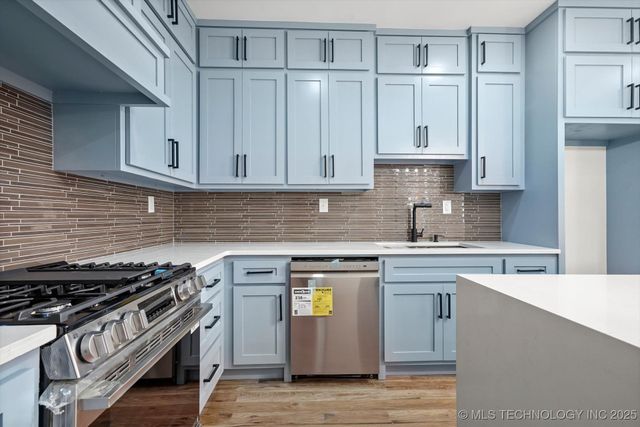 1049 N Oswego Avenue, Tulsa, OK 74115