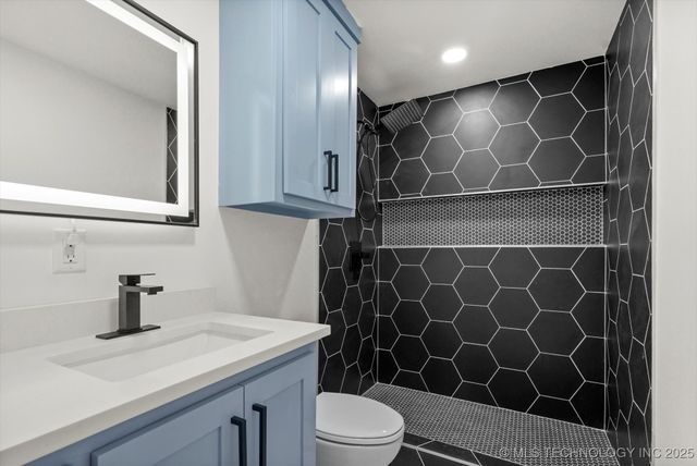 1049 N Oswego Avenue, Tulsa, OK 74115