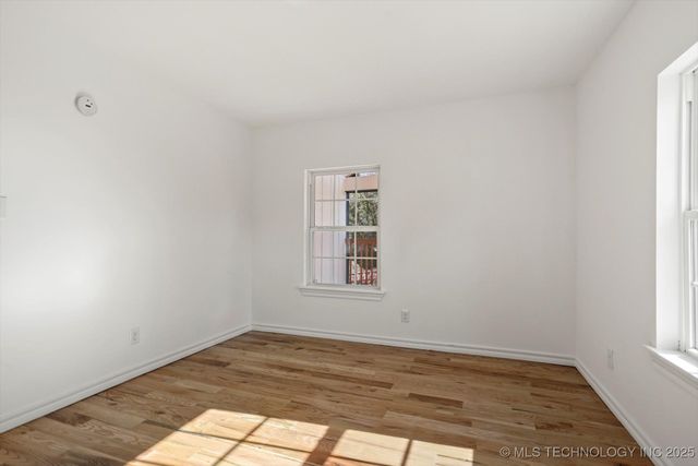 1049 N Oswego Avenue, Tulsa, OK 74115