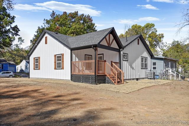 1049 N Oswego Avenue, Tulsa, OK 74115