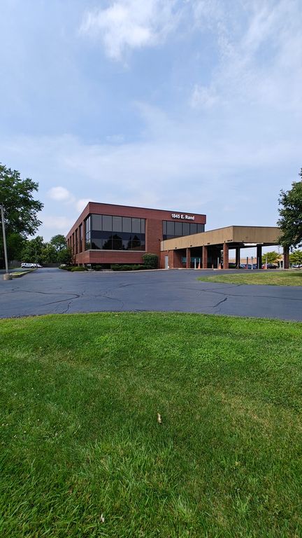 1845 E Rand Road L111, Arlington Heights, IL 60004