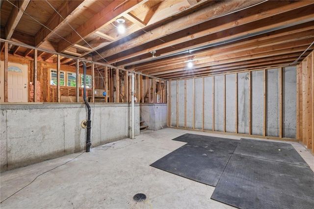 17360 W 156th Street, Olathe, KS 66062