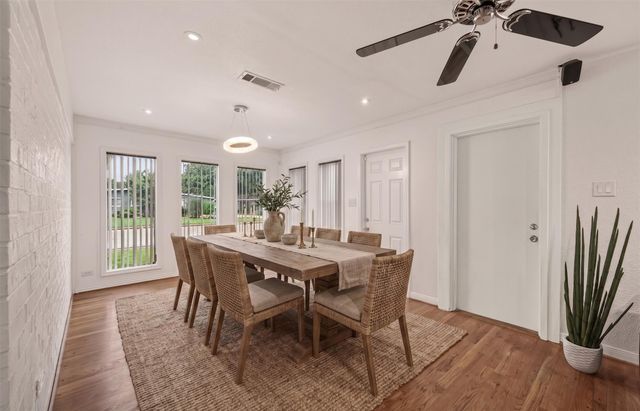 5666 Overbrook Lane, Houston, TX 77056