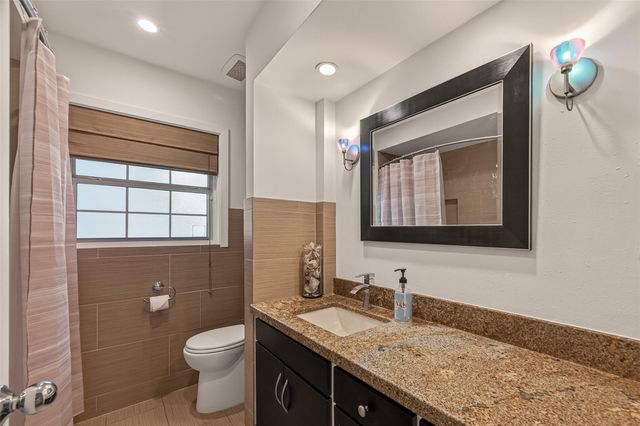 5666 Overbrook Lane, Houston, TX 77056