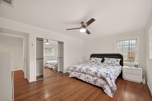 5666 Overbrook Lane, Houston, TX 77056