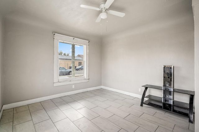 24 E School Avenue 4, Porterville, CA 93257