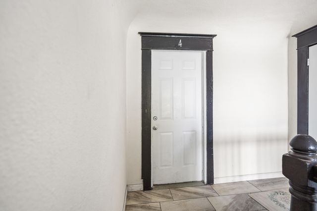 24 E School Avenue 4, Porterville, CA 93257