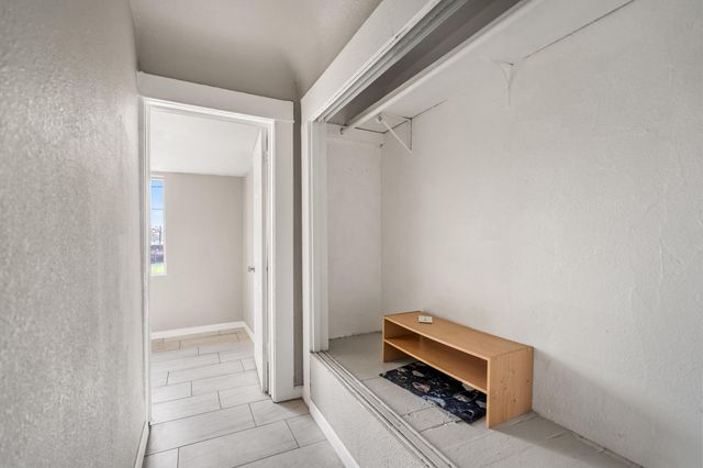 24 E School Avenue 4, Porterville, CA 93257