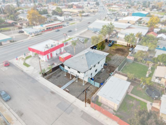 24 E School Avenue 4, Porterville, CA 93257