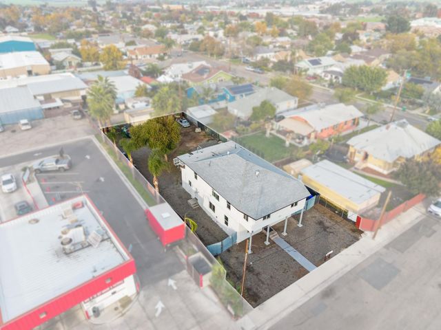 24 E School Avenue 4, Porterville, CA 93257