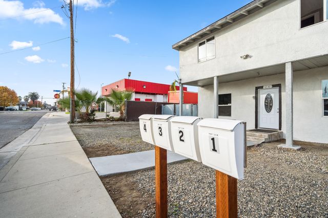 24 E School Avenue 4, Porterville, CA 93257