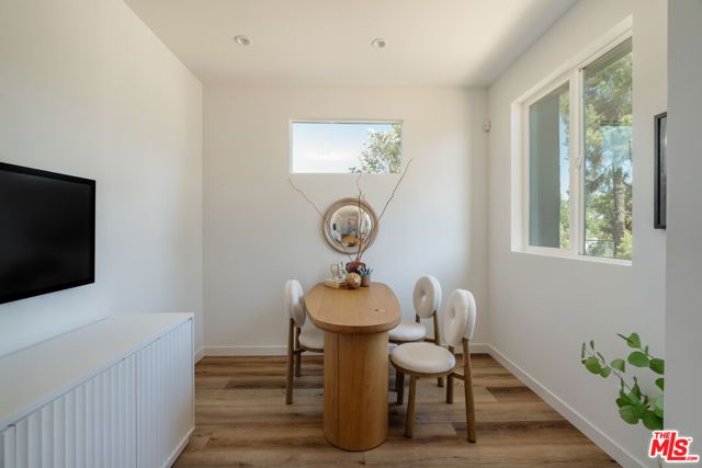 3868 N Riley Lane, Los Angeles, CA 90065