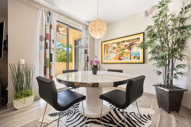 820 E Palm Canyon Drive 206, Palm Springs, CA 92264
