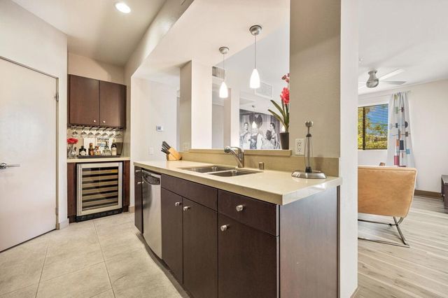 820 E Palm Canyon Drive 206, Palm Springs, CA 92264