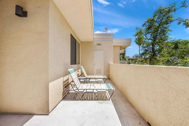 820 E Palm Canyon Drive 206, Palm Springs, CA 92264