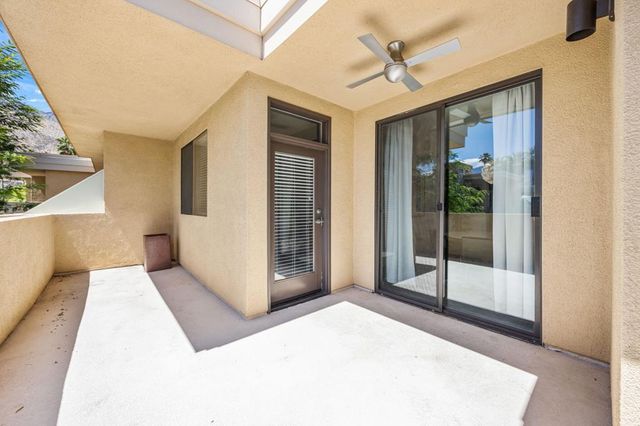 820 E Palm Canyon Drive 206, Palm Springs, CA 92264