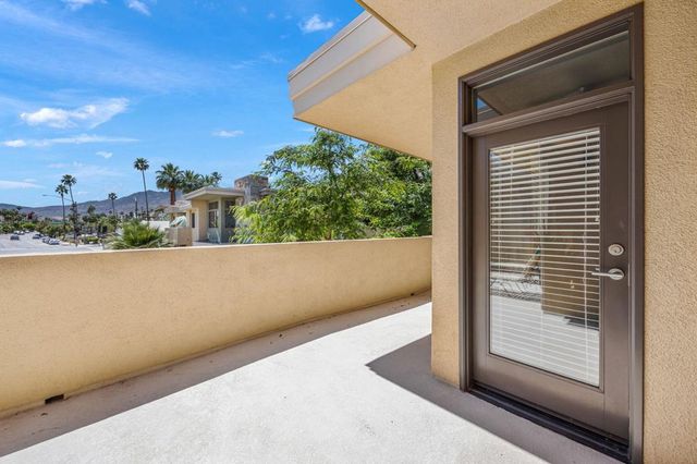 820 E Palm Canyon Drive 206, Palm Springs, CA 92264