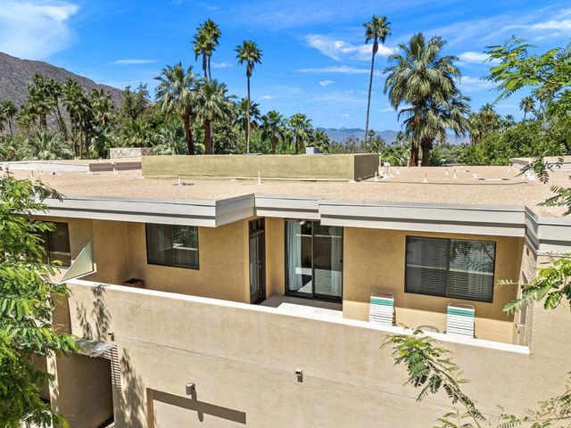 820 E Palm Canyon Drive 206, Palm Springs, CA 92264