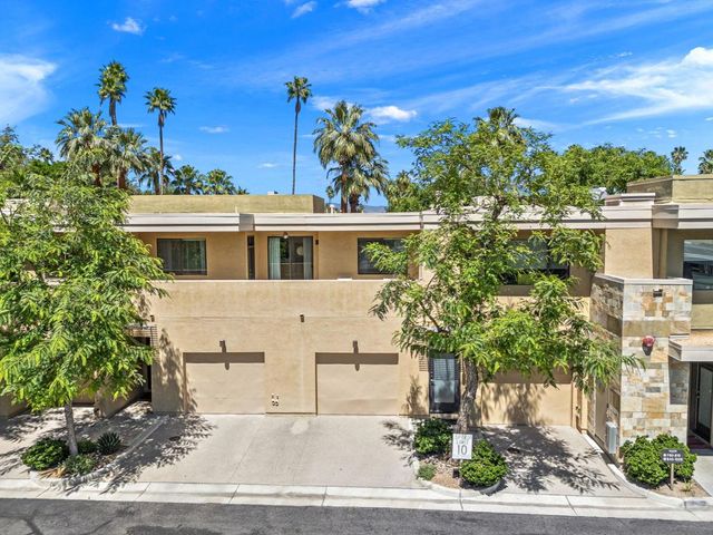 820 E Palm Canyon Drive 206, Palm Springs, CA 92264