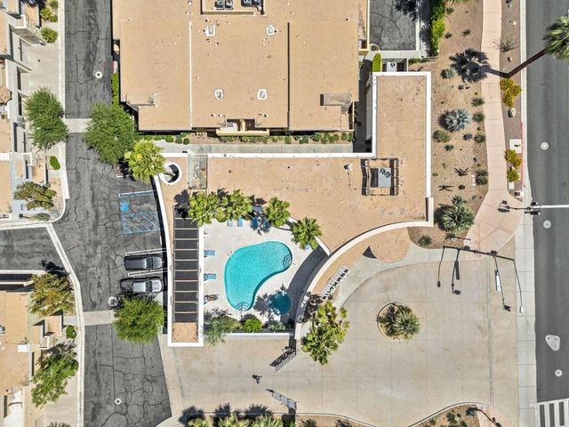 820 E Palm Canyon Drive 206, Palm Springs, CA 92264