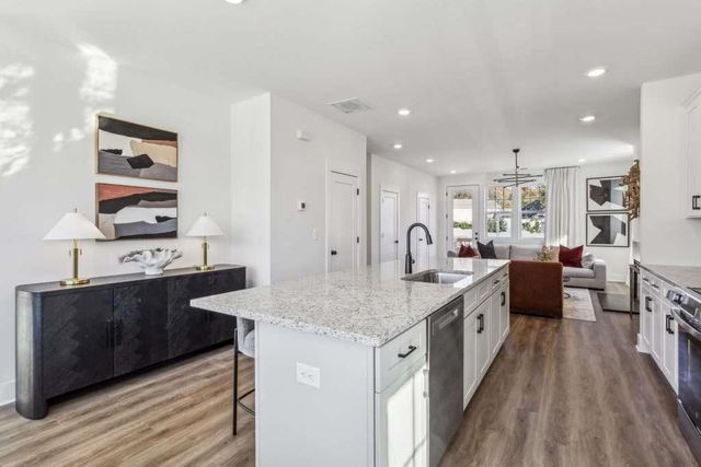 106 Mission Way SE, Atlanta, GA 30315