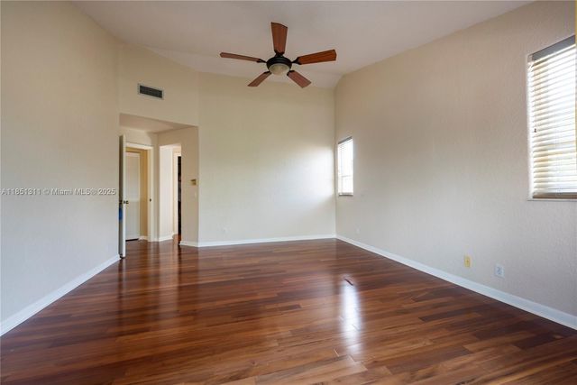 1075 San Luis Rey, Weston, FL 33326