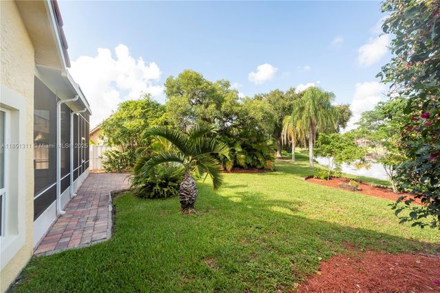 1075 San Luis Rey, Weston, FL 33326