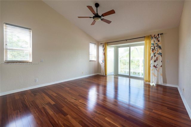 1075 San Luis Rey, Weston, FL 33326