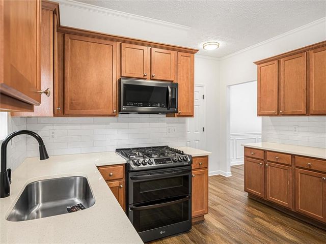 411 Norton Crossing, Woodstock, GA 30188