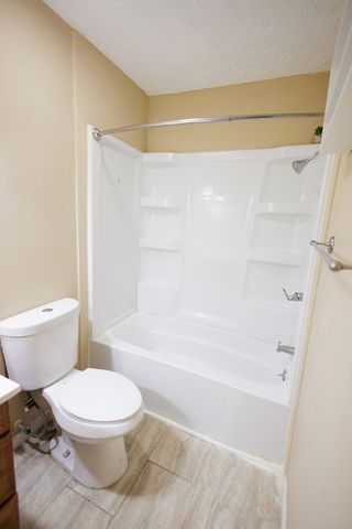 1119 S Curtis Avenue E51, Kankakee, IL 60901