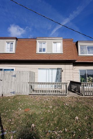 1119 S Curtis Avenue E51, Kankakee, IL 60901