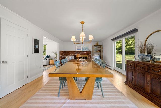 21 Hicks Point Rd, Duxbury, MA 02332