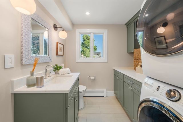 21 Hicks Point Rd, Duxbury, MA 02332