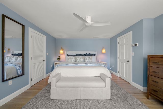 21 Hicks Point Rd, Duxbury, MA 02332