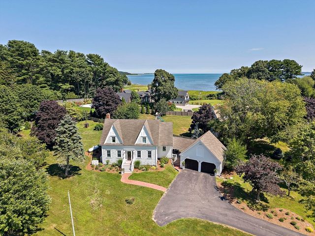 21 Hicks Point Rd, Duxbury, MA 02332