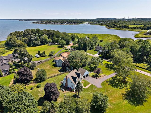 21 Hicks Point Rd, Duxbury, MA 02332