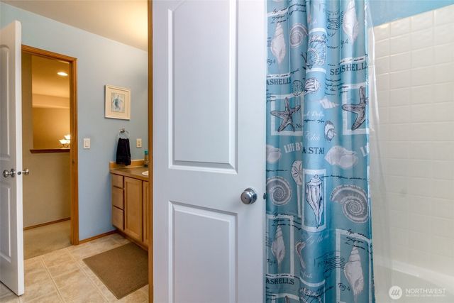 18118 SE 247th Street, Covington, WA 98042