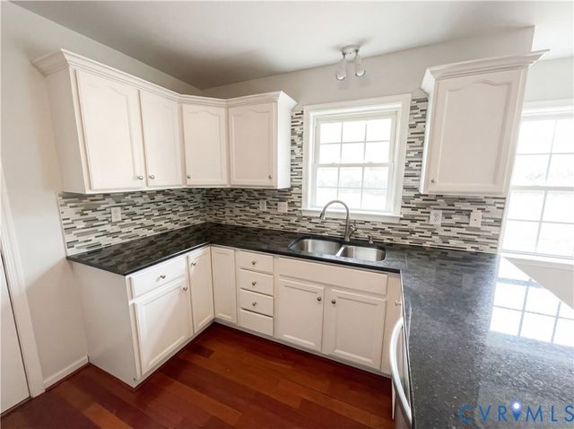 12009 Beaver Spring Ct, Midlothian, VA 23112