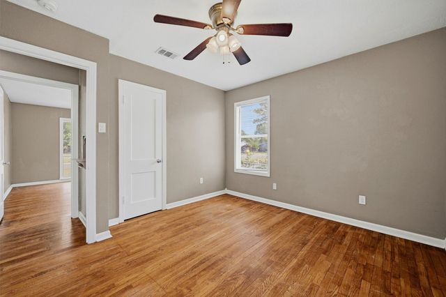 302 W Dexter Street, Sherman, TX 75092