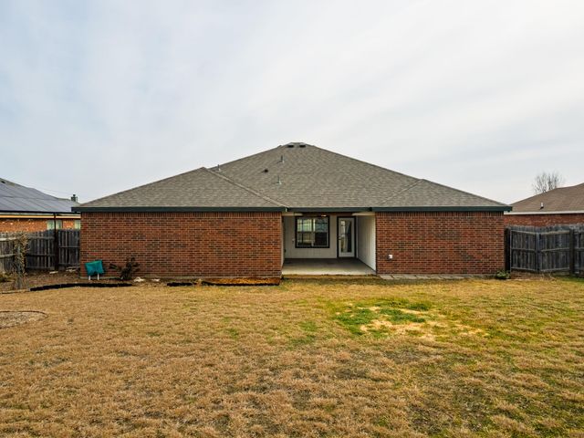 2303 Mike DR, Copperas Cove, TX 76522
