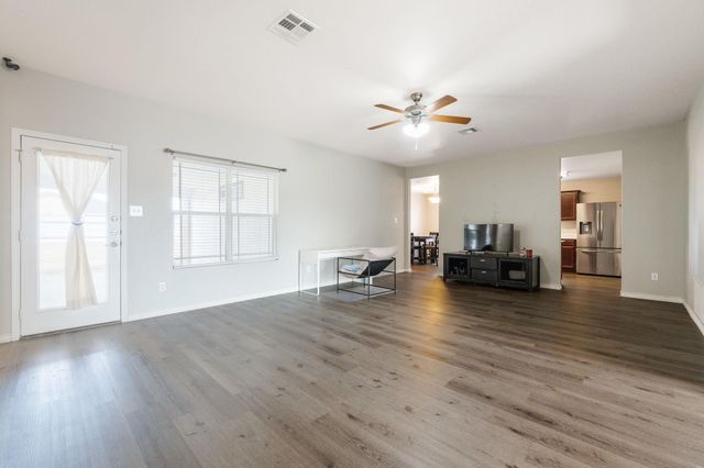 2303 Mike DR, Copperas Cove, TX 76522