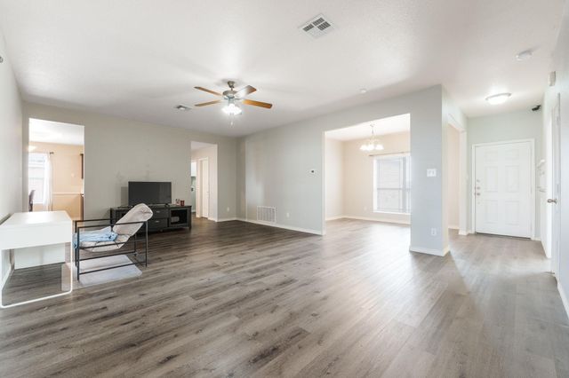 2303 Mike DR, Copperas Cove, TX 76522