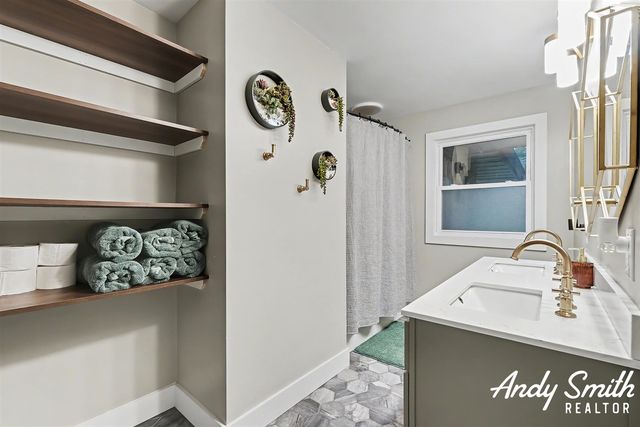 148 Kings Boulevard, Sparta, MI 49345